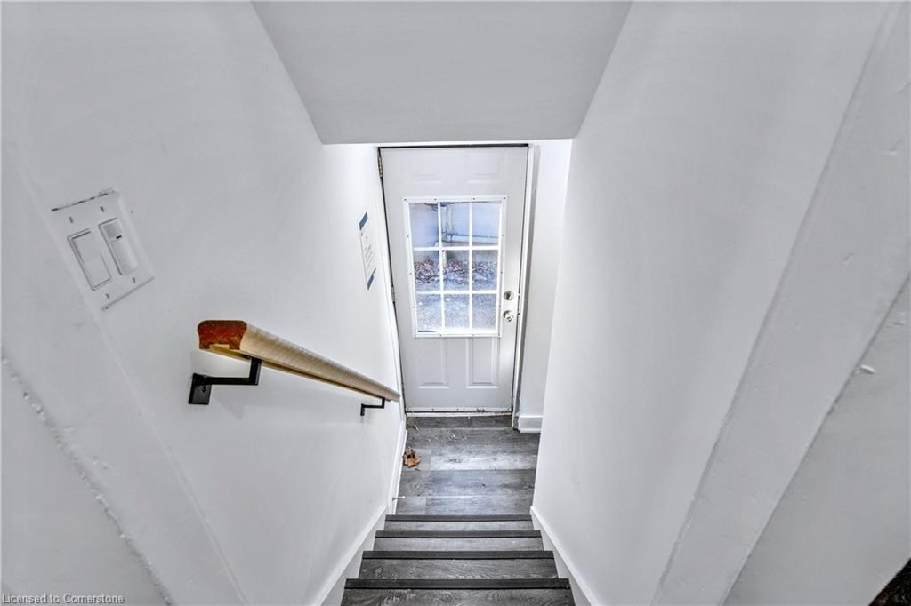 1161 King Street W Property Photo 13