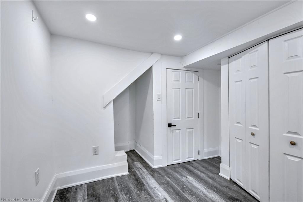 1161 King Street W Property Photo 34