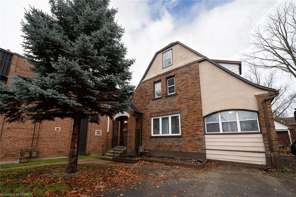 108 Colborne Street N Property Photo