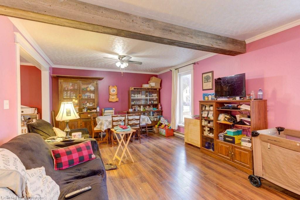 410 Queen Street S Property Photo 5