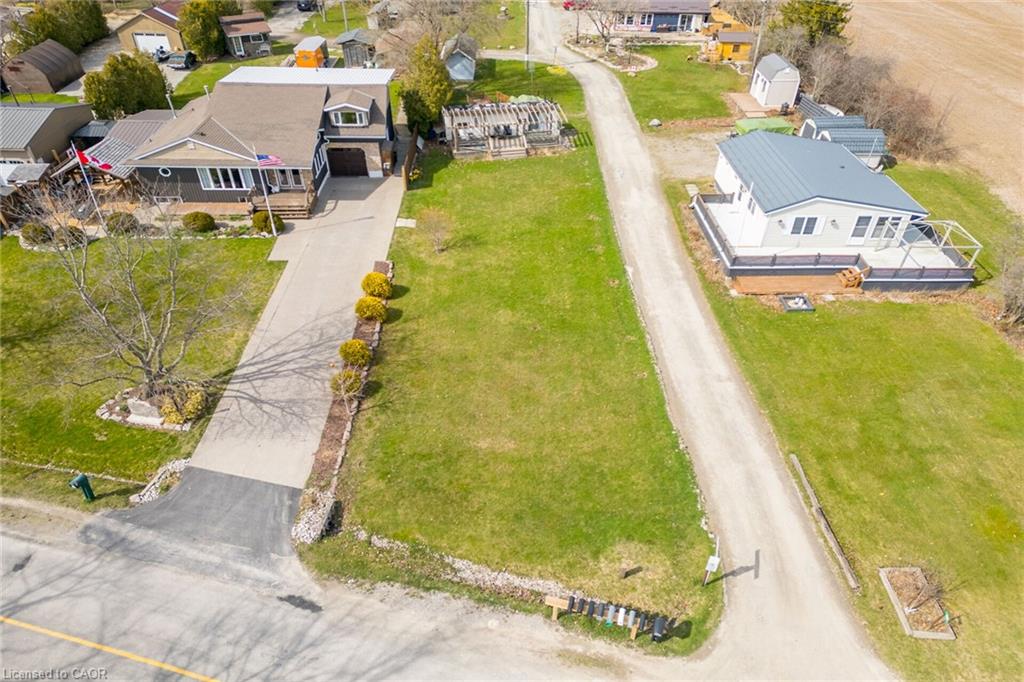 307 Lakeshore Road Property Photo 4