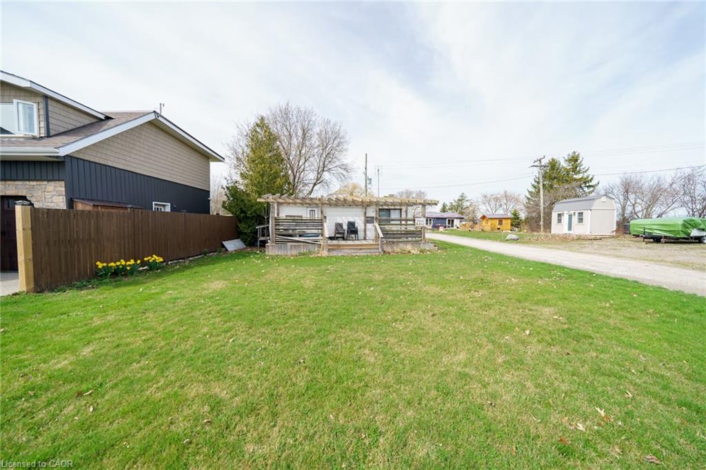 307 Lakeshore Road Property Photo 8