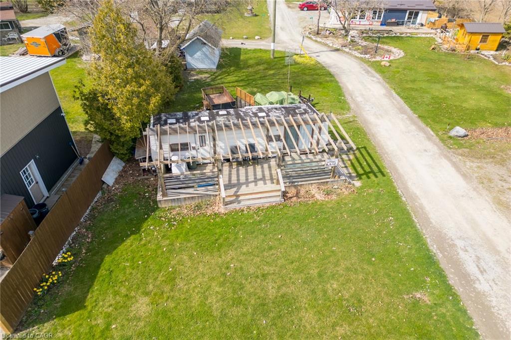 307 Lakeshore Road Property Photo 17
