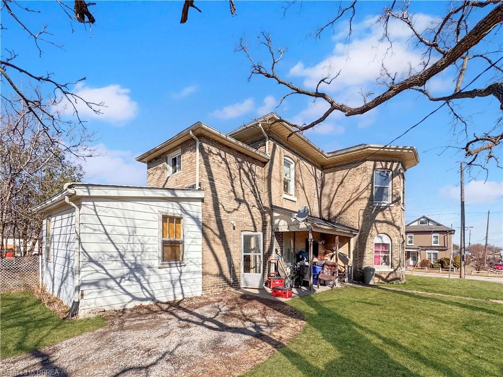 22 Park Avenue Property Photo 6