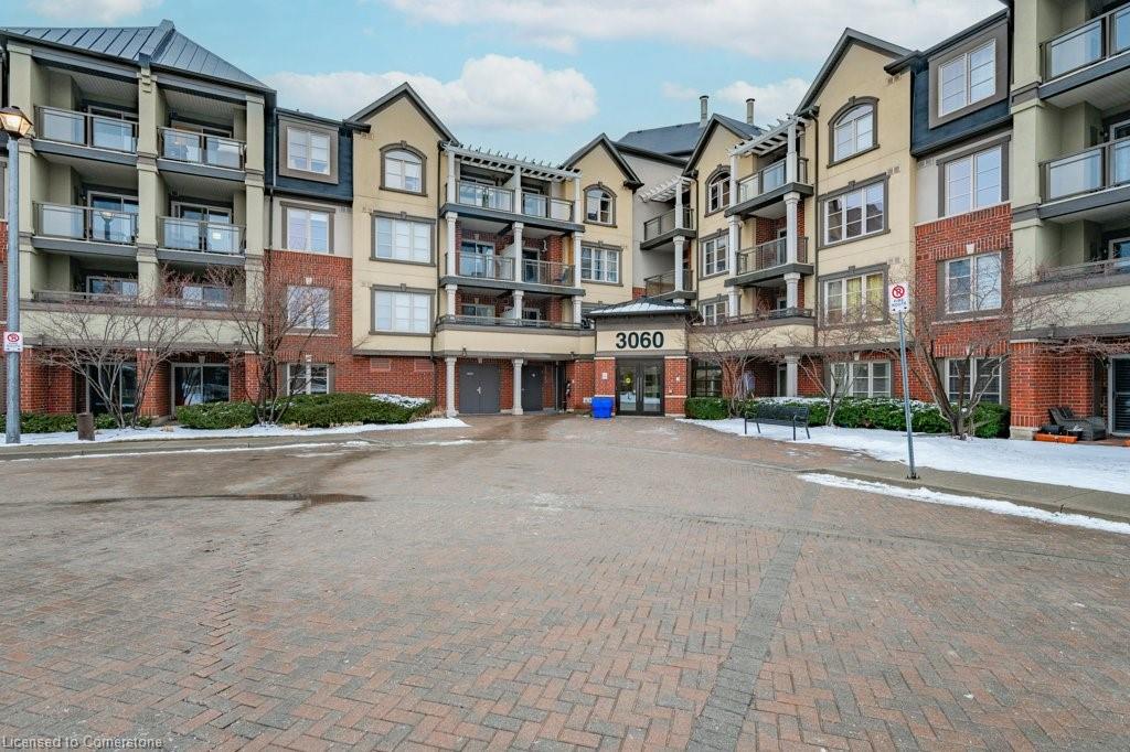 303-3060 Rotary Way Property Photo