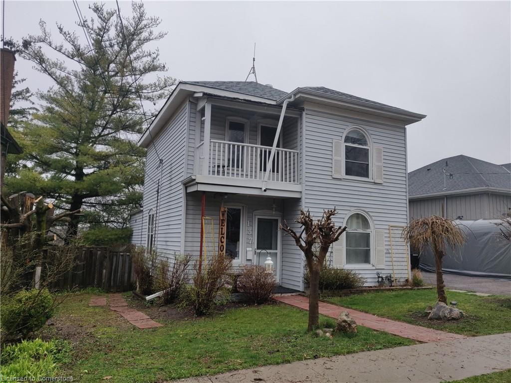 137 Walker Street Property Photo