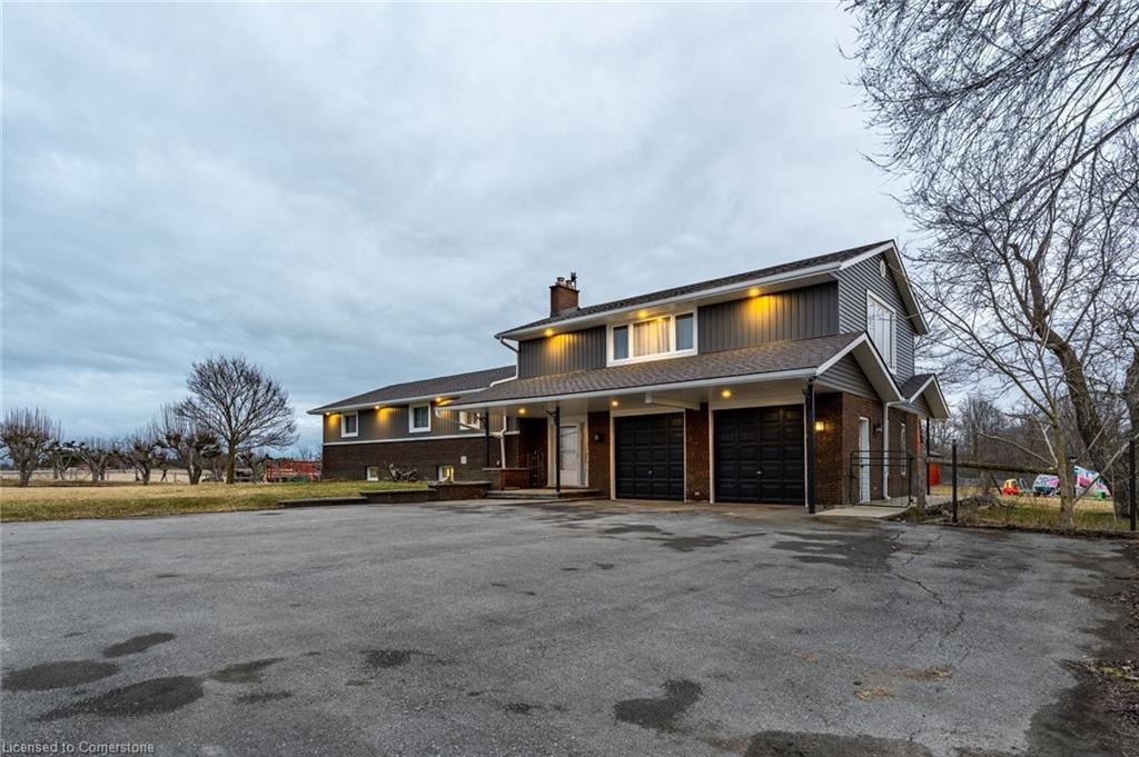6696 Canborough Road Property Photo 4
