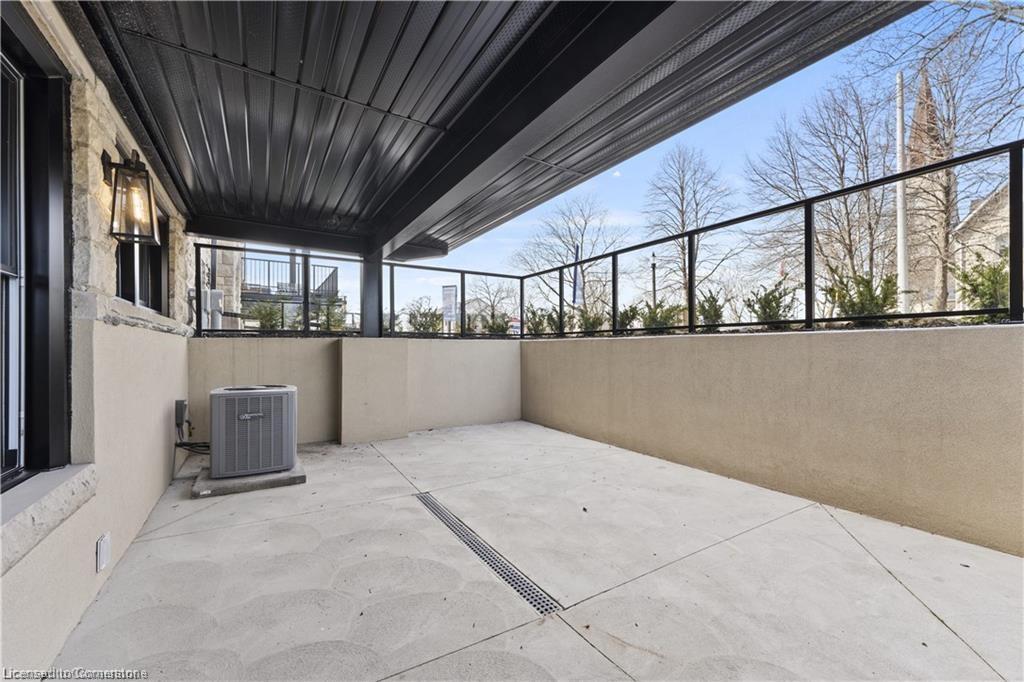 104-247 Brock Street Property Photo 9