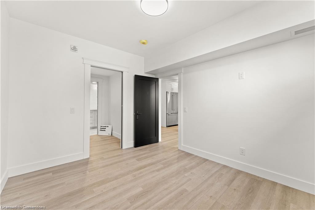 104-247 Brock Street Property Photo 18