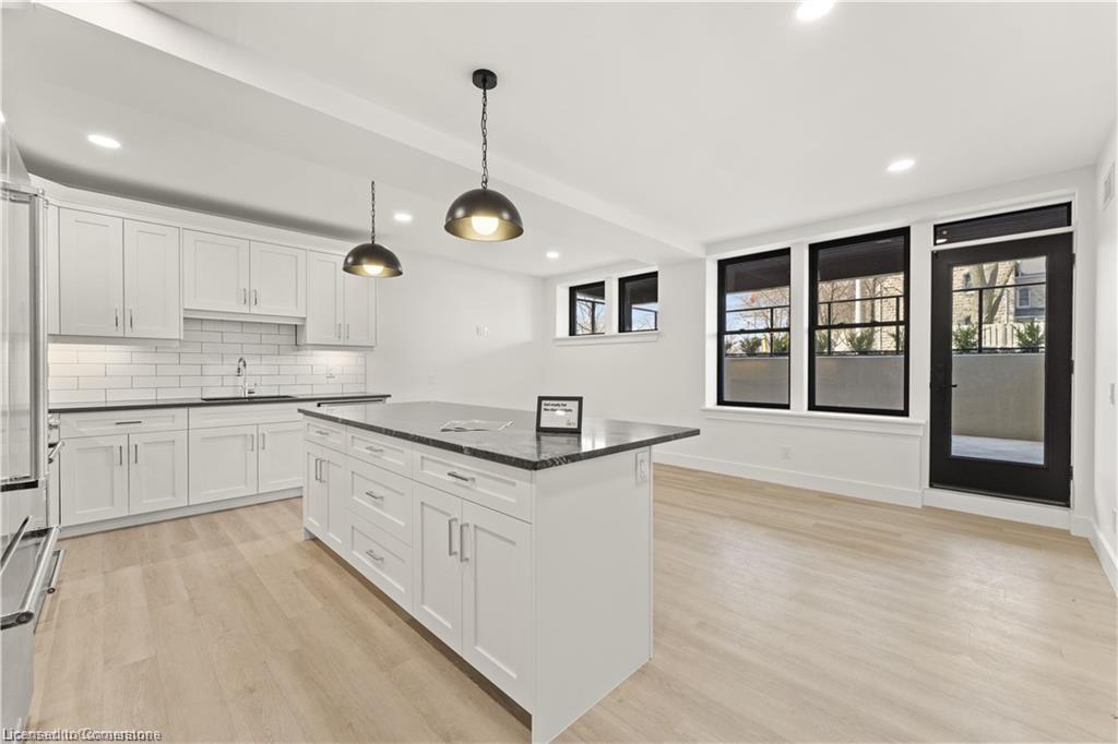 104-247 Brock Street Property Photo 24