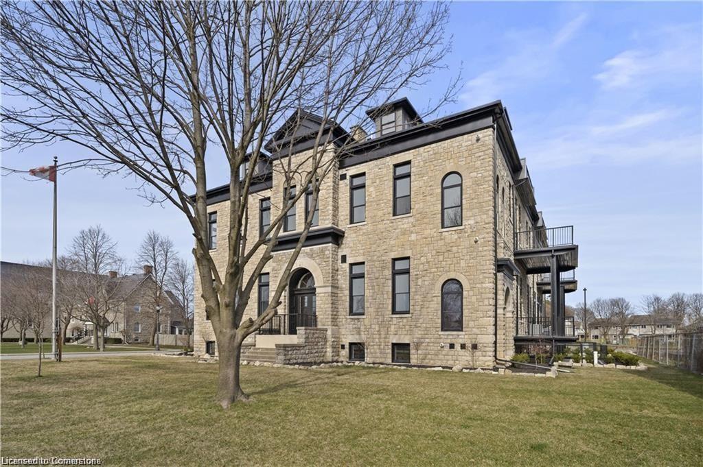 104-247 Brock Street Property Photo 27