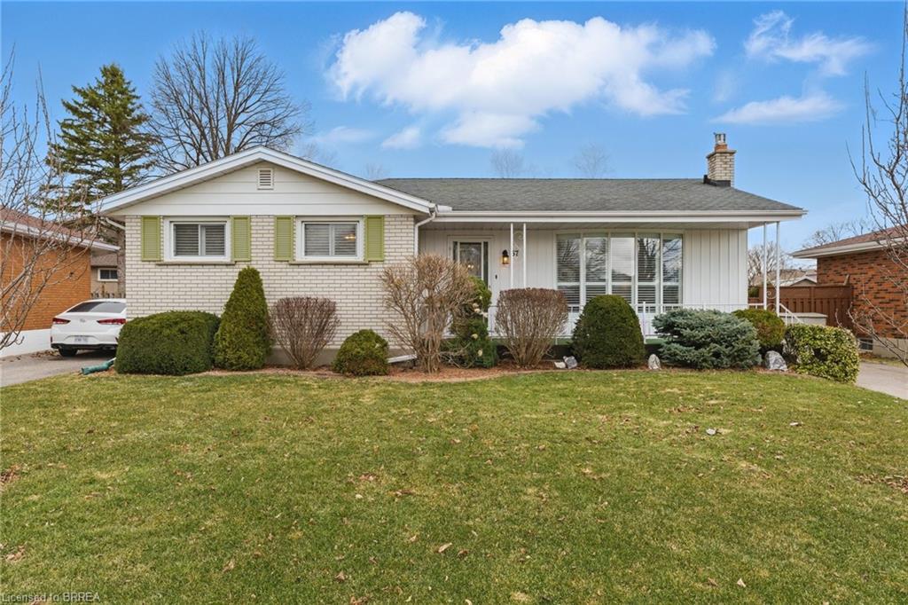 57 Cambridge Drive Property Photo