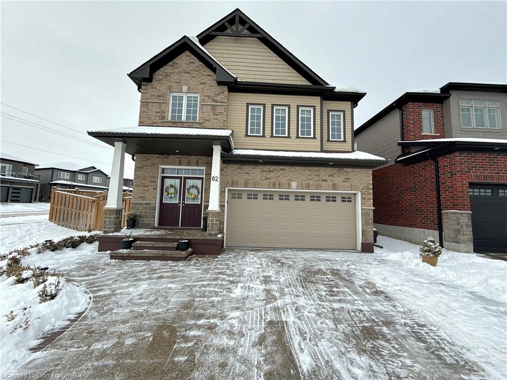 82 Castlebay Street Property Photo