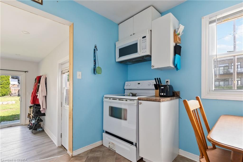 24 John Street Property Photo 14