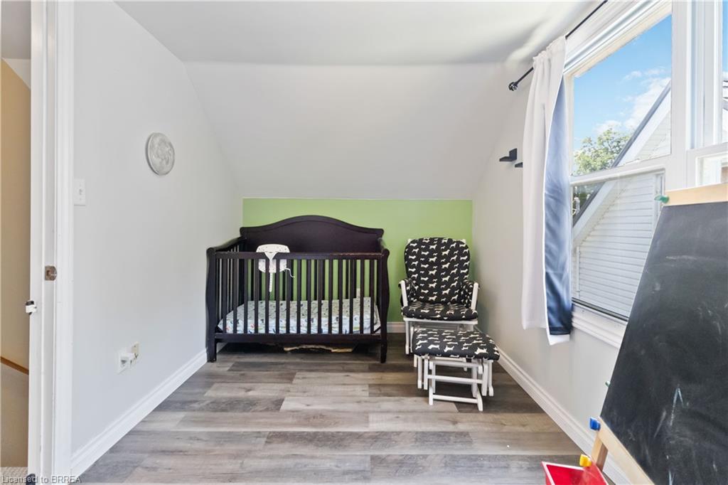 24 John Street Property Photo 20