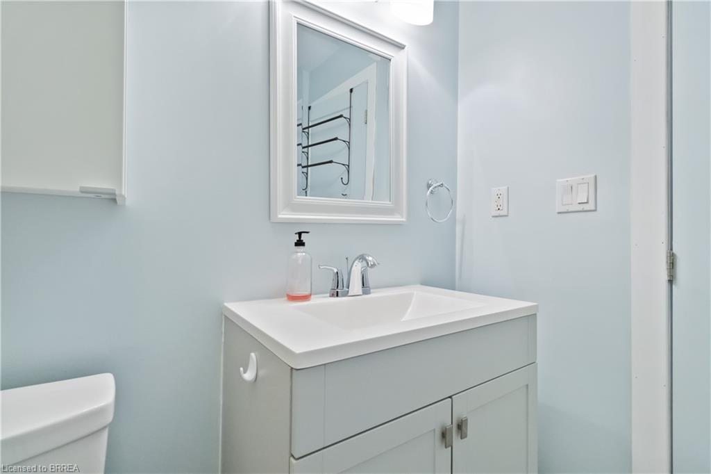 24 John Street Property Photo 28