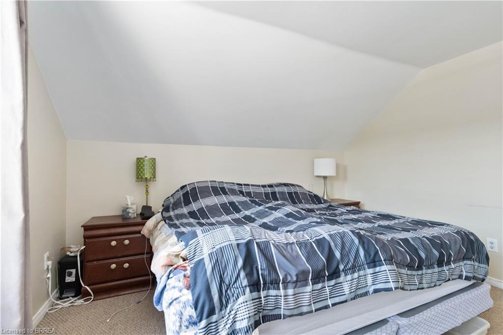 24 John Street Property Photo 33
