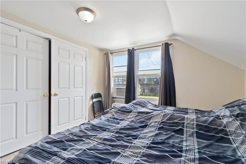 24 John Street Property Photo 34