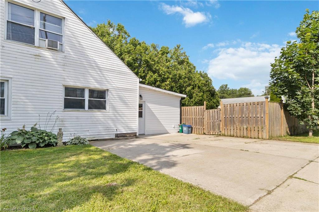 24 John Street Property Photo 47