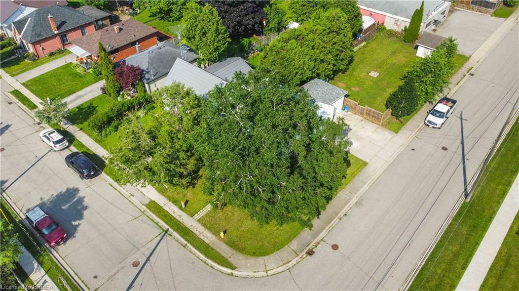 24 John Street Property Photo 49