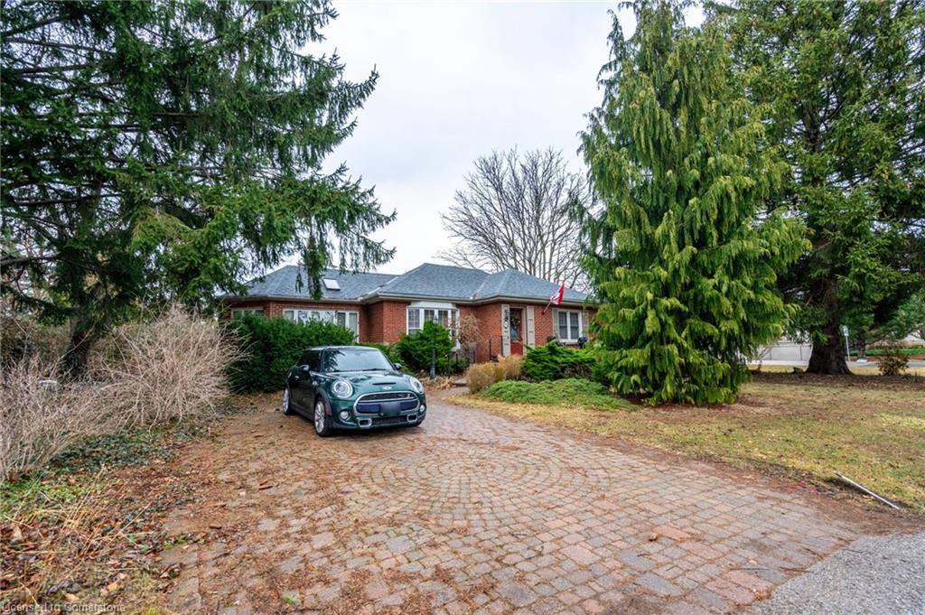 303 Aldershot South Real Estate Listings Main Image