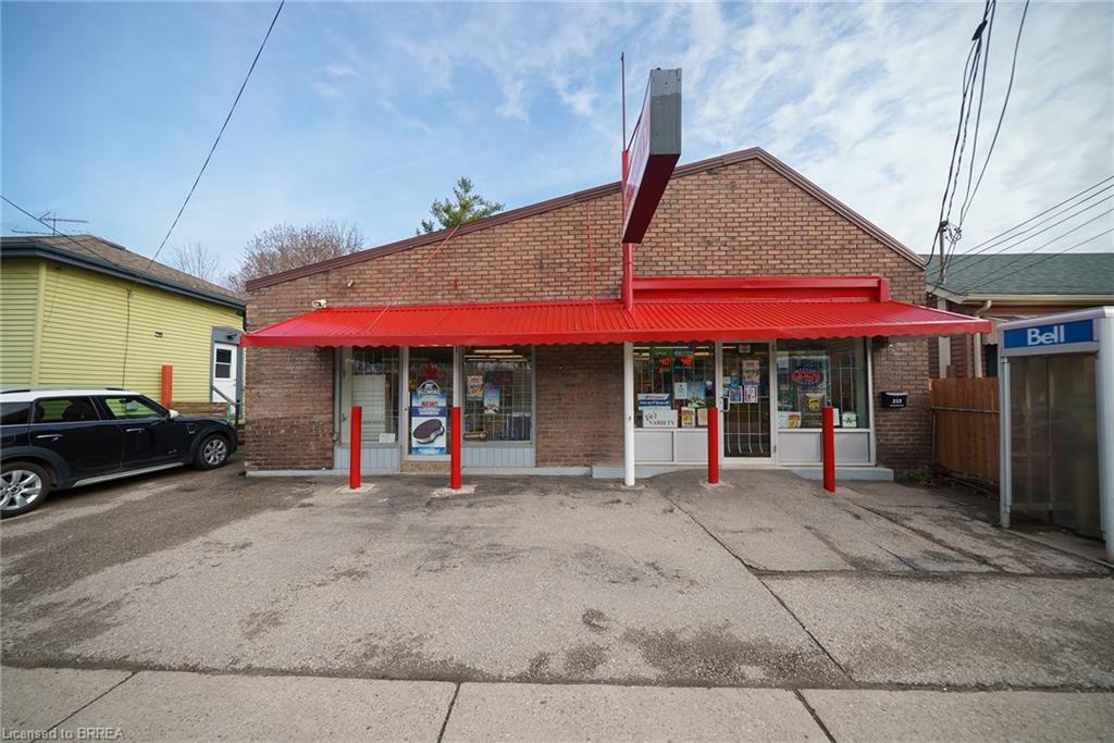 215 Grand River Avenue Property Photo