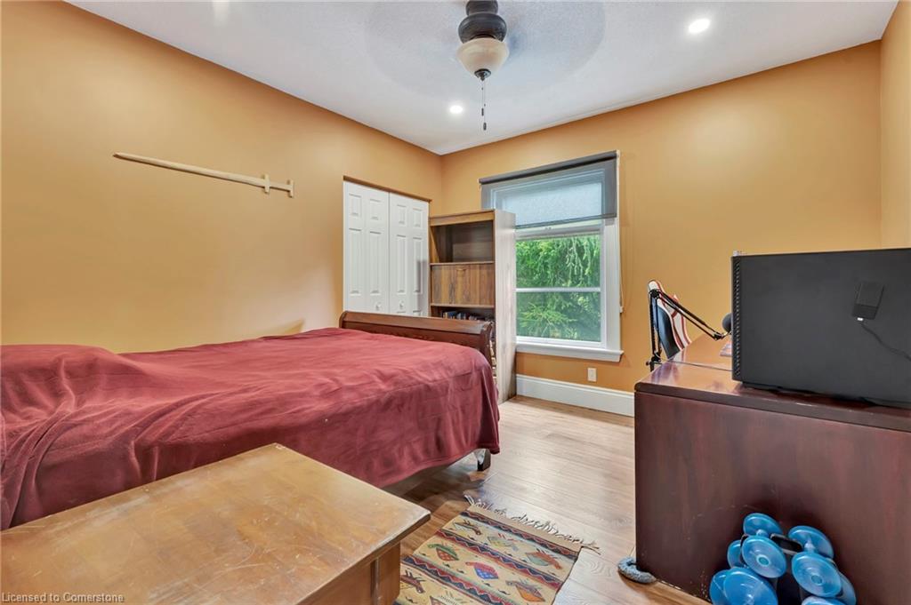 2038 Governors Road Property Photo 23