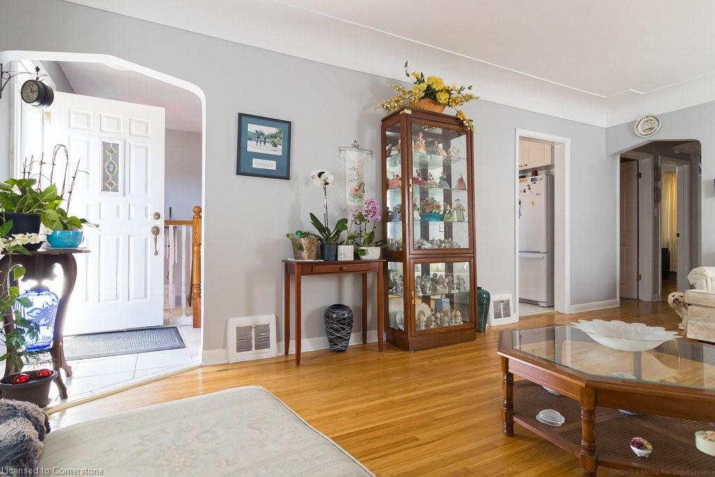 773 Queensdale Avenue Property Photo 5
