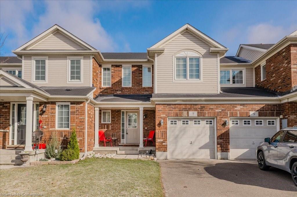 7 Holland Circle Property Photo