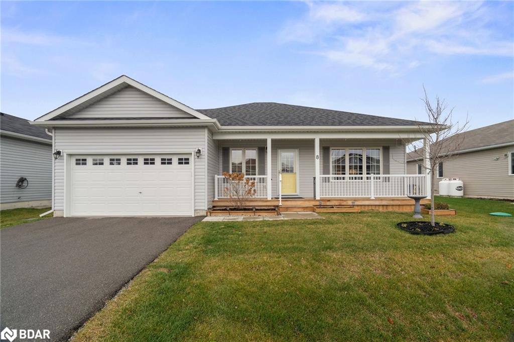 8 Sinclair Crescent Property Photo