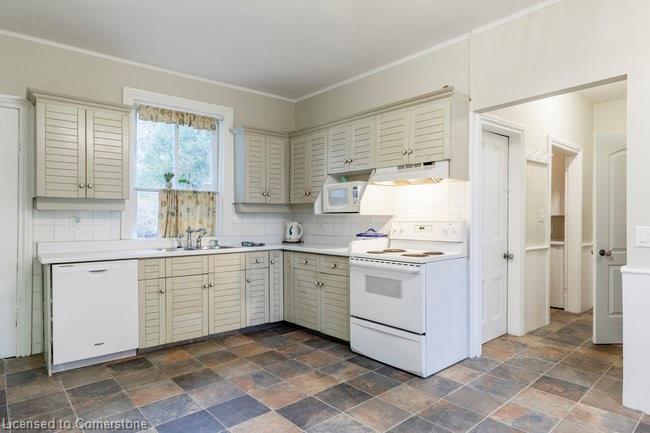 340 Dundas Street E Property Photo 25