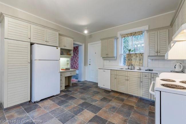 340 Dundas Street E Property Photo 26