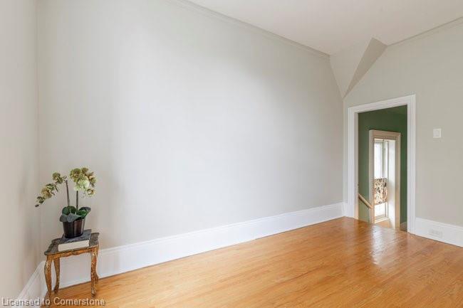 340 Dundas Street E Property Photo 38