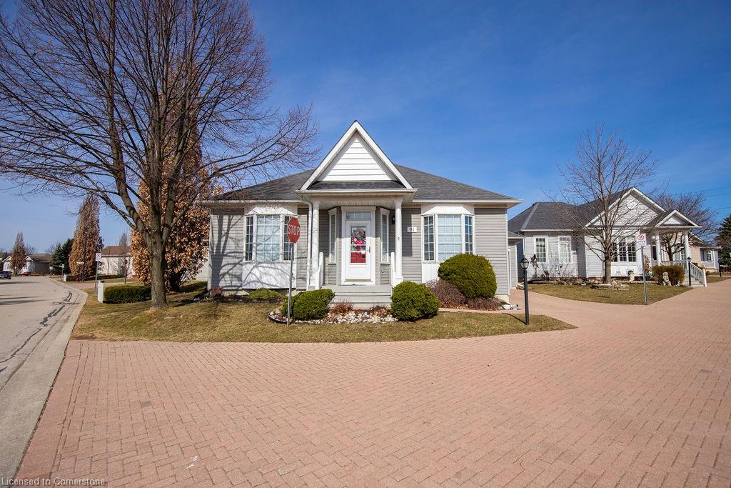 91 Silverbirch Boulevard Property Photo
