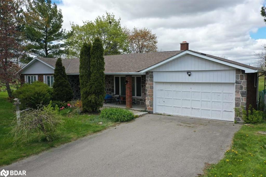 1093 Lower Base Line West Property Photo 2