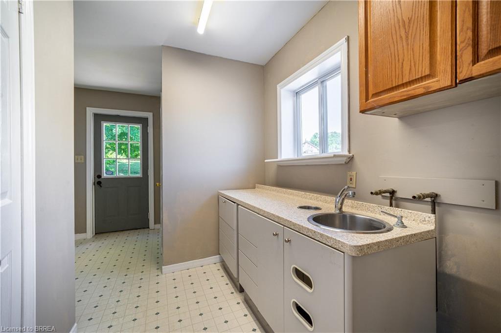 20 William Street Property Photo 16
