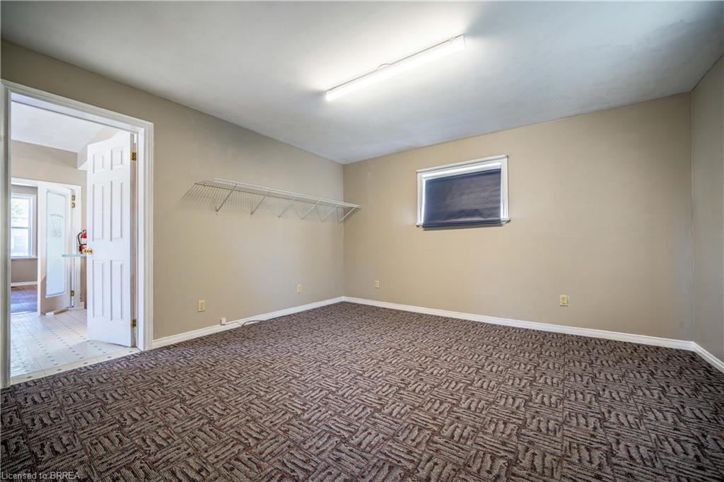 20 William Street Property Photo 18