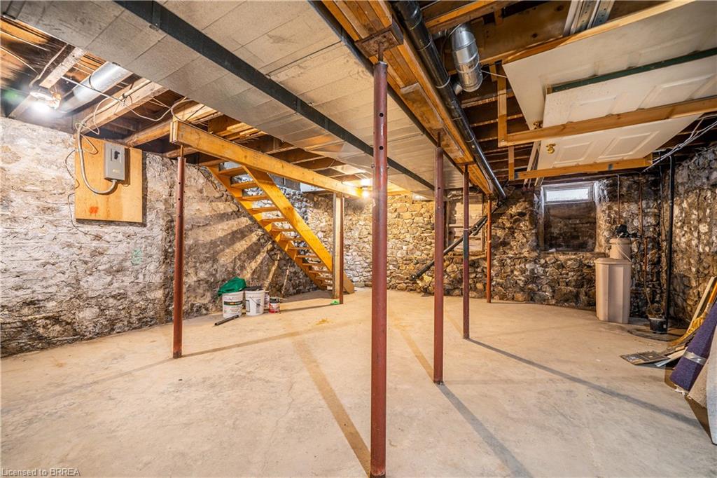 20 William Street Property Photo 19