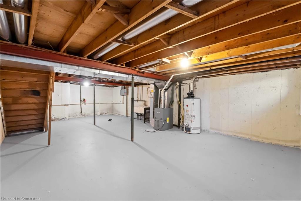 220-100 Brownleigh Avenue Property Photo 15