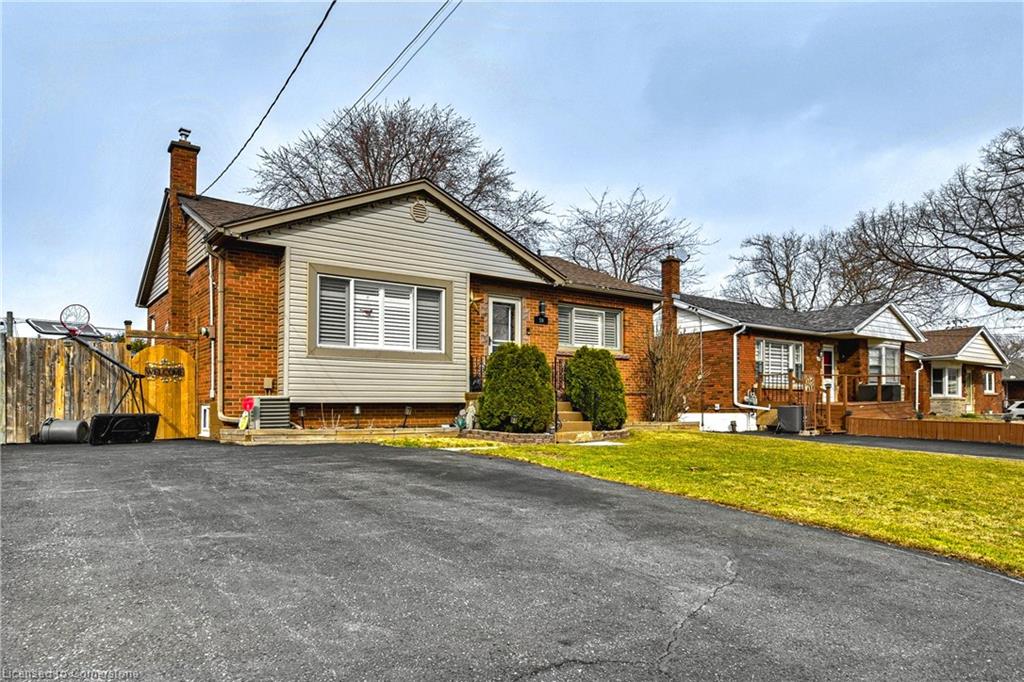 59 Bromley Road Property Photo