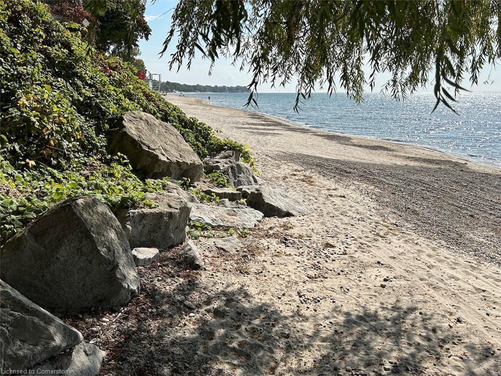 12529 Lakeshore Road Property Photo 8