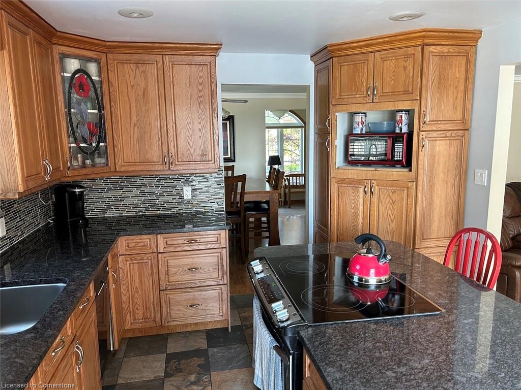 12529 Lakeshore Road Property Photo 13