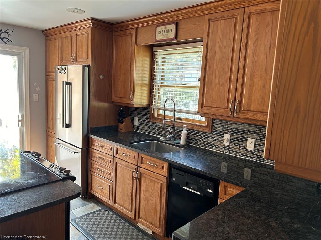 12529 Lakeshore Road Property Photo 15