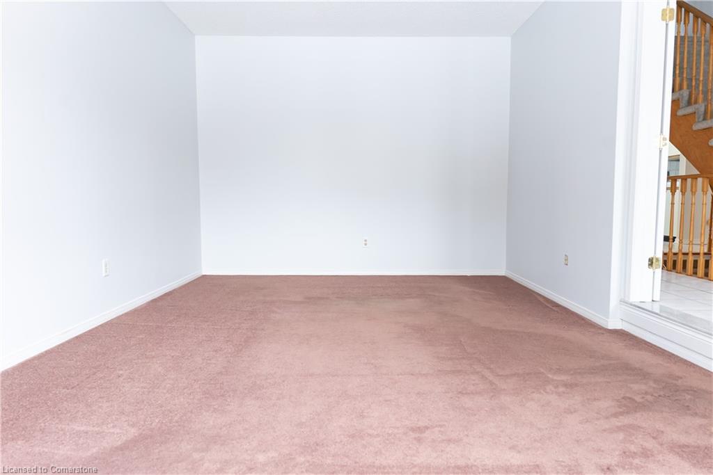 3050 Plum Tree Crescent Property Photo 4
