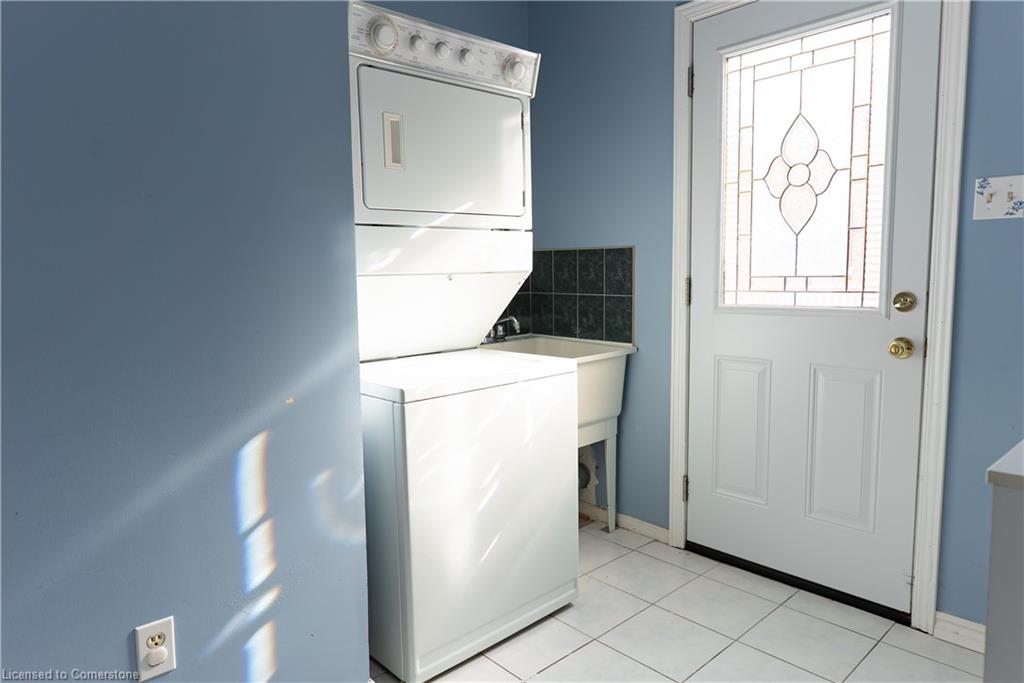 3050 Plum Tree Crescent Property Photo 23