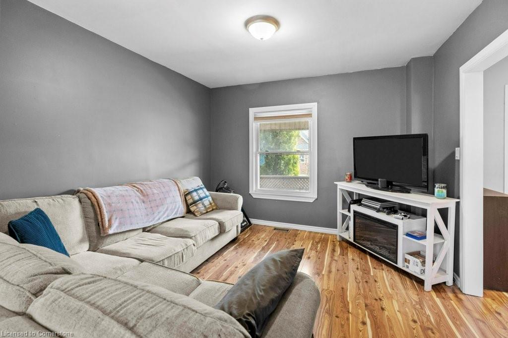 99 Robins Avenue Property Photo 6