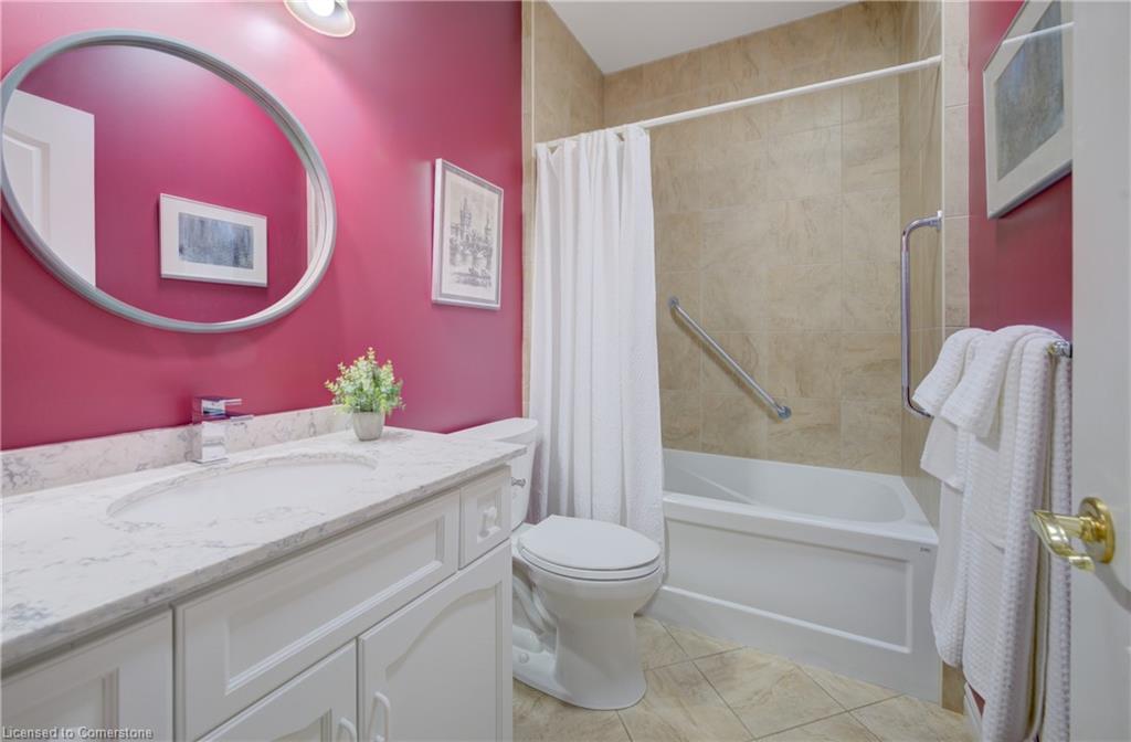 33 Orchard Way Property Photo 31