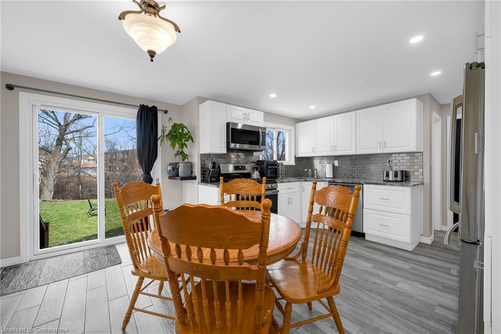 33 Rosedale Avenue Property Photo 8