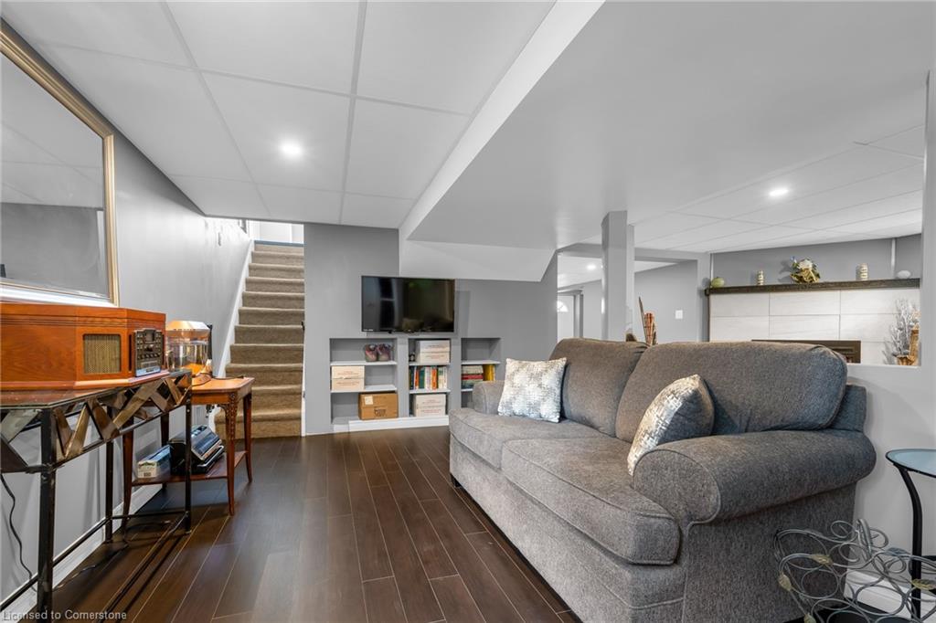 33 Rosedale Avenue Property Photo 19