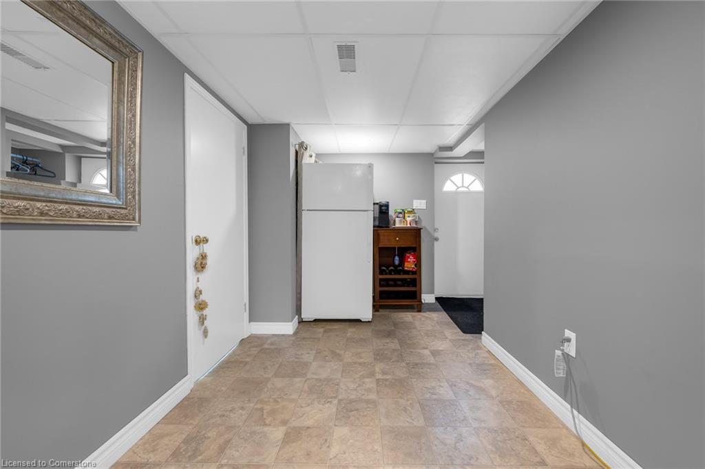 33 Rosedale Avenue Property Photo 22